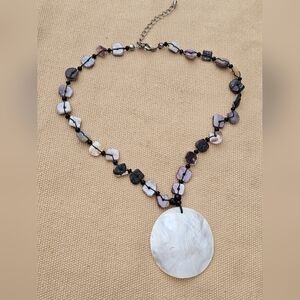 Mother-of-Pearl Disc Pendant Necklace with Purple and White Beads